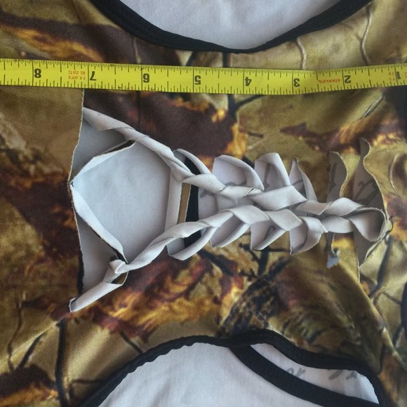 Very Petite Real Tree Polyester Spandex Leggings and Tank - Picture 9 of 11